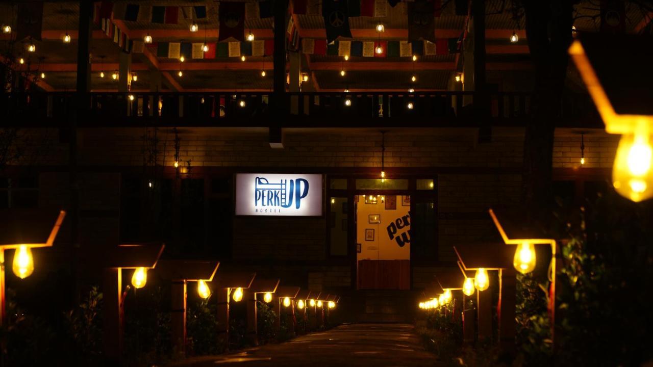 Perkup Hostel Kasol Exteriör bild