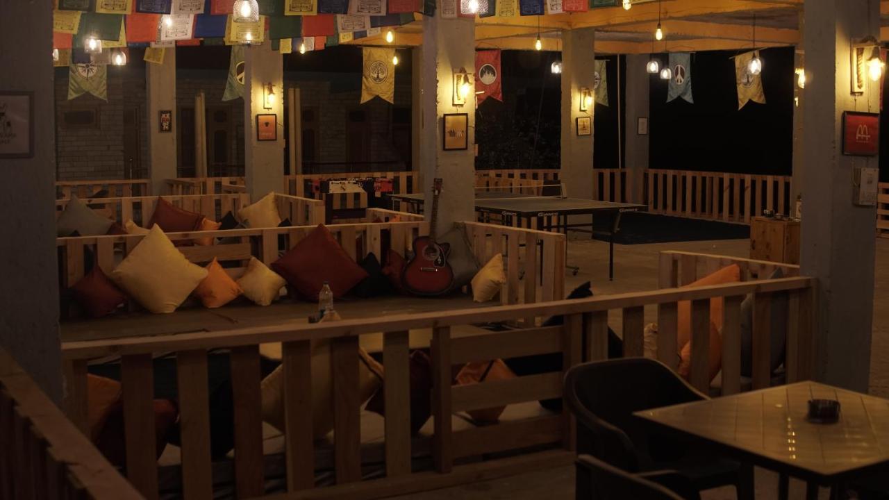 Perkup Hostel Kasol Exteriör bild