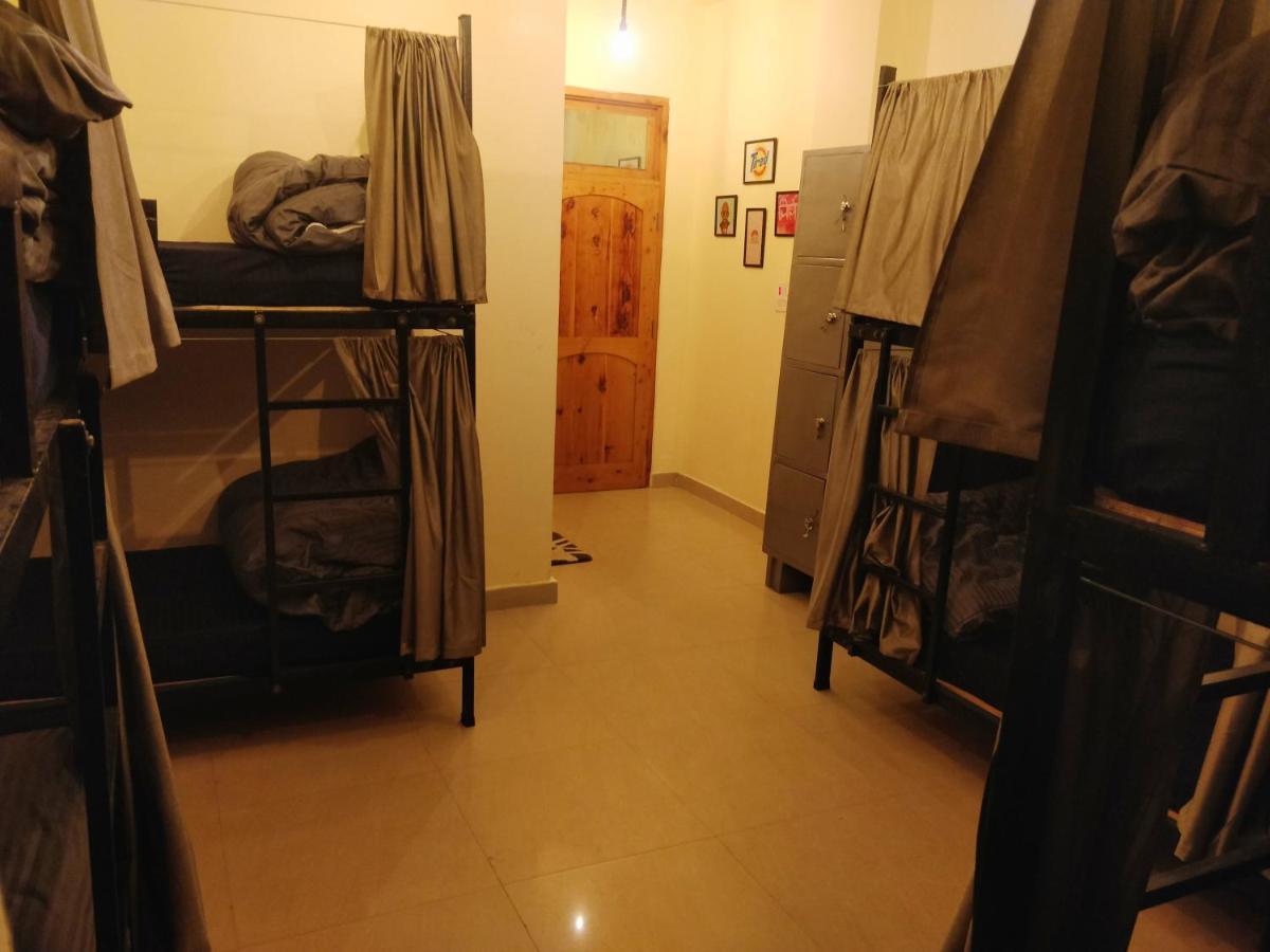 Perkup Hostel Kasol Exteriör bild