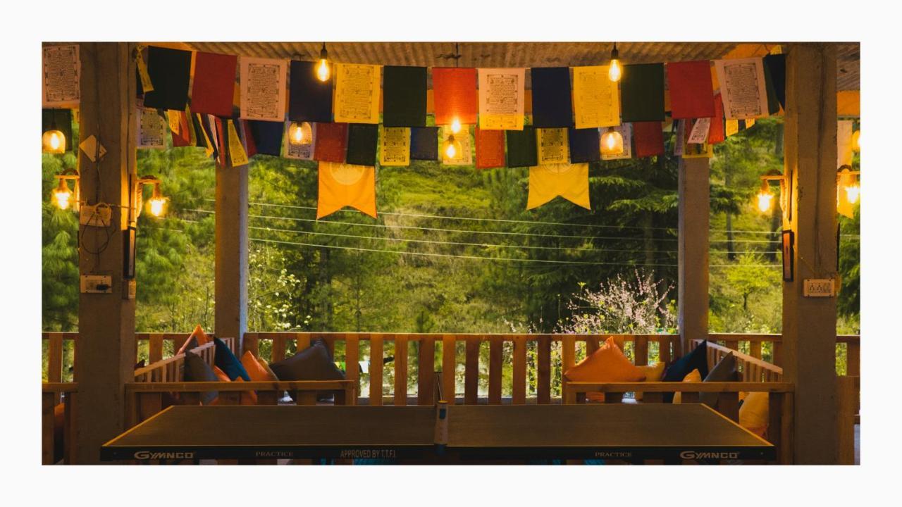 Perkup Hostel Kasol Exteriör bild