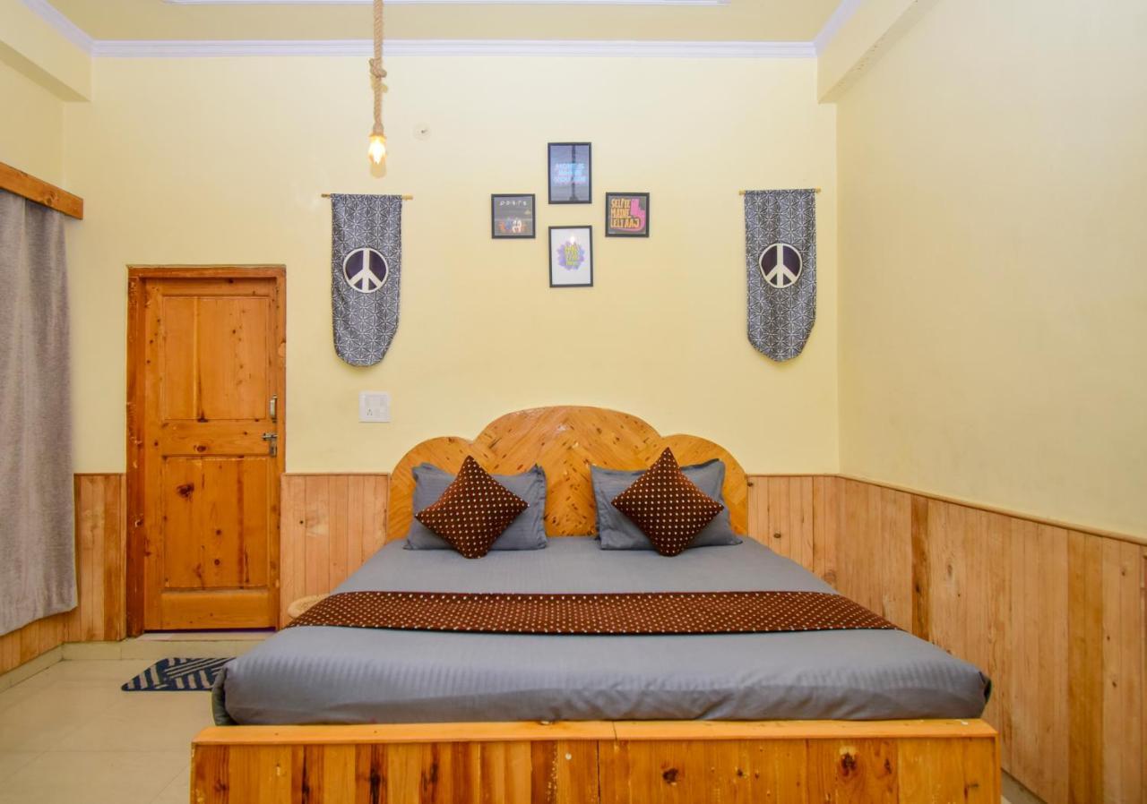 Perkup Hostel Kasol Exteriör bild