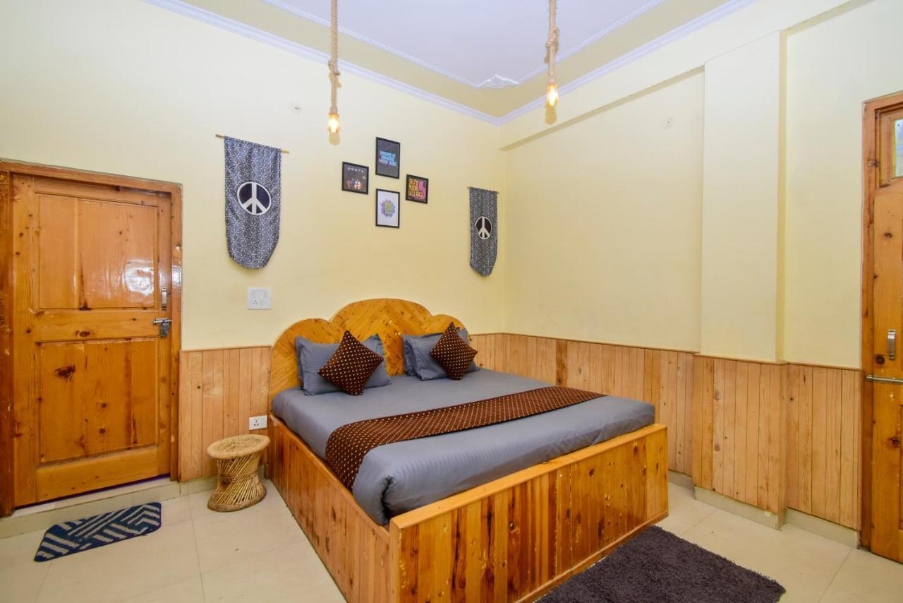 Perkup Hostel Kasol Exteriör bild