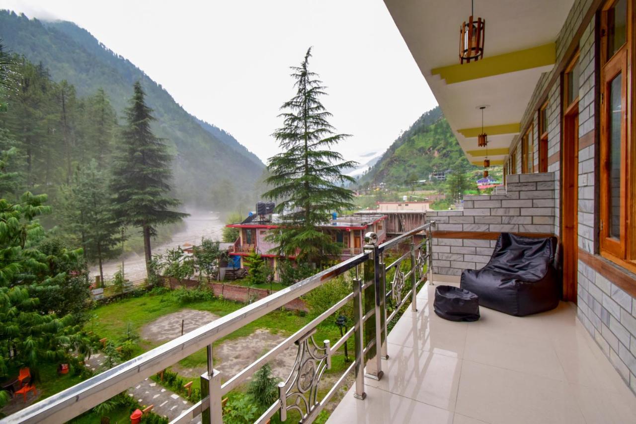 Perkup Hostel Kasol Exteriör bild